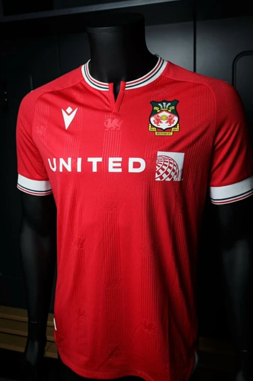 Camisola Principal Wrexham 2023/24